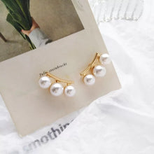 Load image into Gallery viewer, JAMIE Gold and Pearl Earrings
