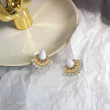 Load image into Gallery viewer, VINI Statement Earrings
