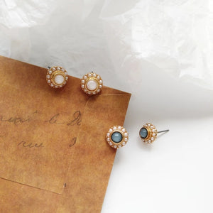 TYLLI White Studs - LILYANI LONDON - Earrings