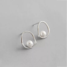 Load image into Gallery viewer, ATHENA Studs - LILYANI LONDON
