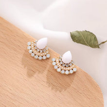 Load image into Gallery viewer, VINI Statement Earrings
