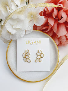 VIOLA White Statement Studs