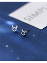 Load image into Gallery viewer, REINDEER Studs
