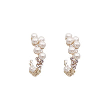 Load image into Gallery viewer, Jayla Hoops - LILYANI LONDON - Earrings
