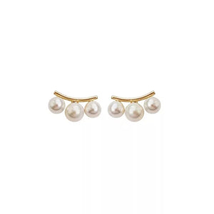 JAMIE Gold and Pearl Earrings