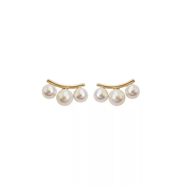 JAMIE Gold and Pearl Earrings