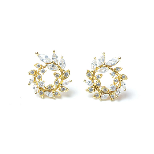 AMIRA Gold Studs - LILYANI LONDON